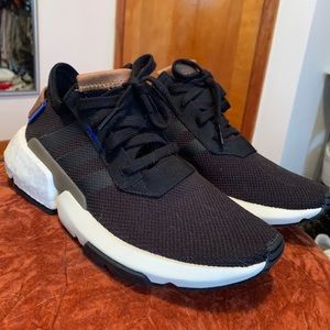 Size 7 Adidas shoes!